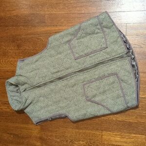 Quilted herringbone vest size s
